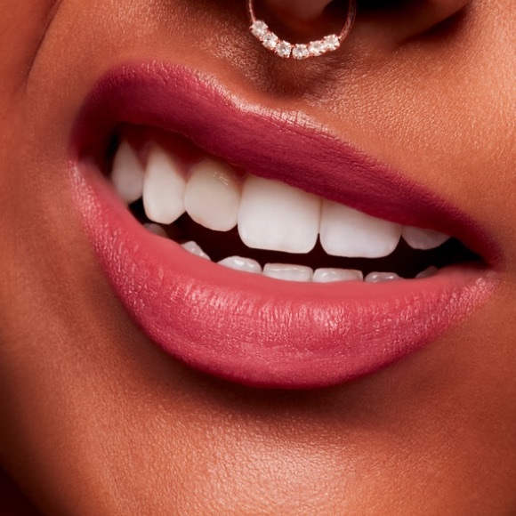 MAC Matte Get the Hint (664)        moderately warm toned, medium dark pink BNIB - Picture 3 of 4